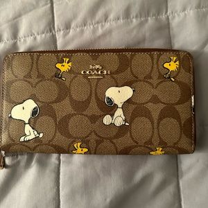 Coach Snoopy Wallet